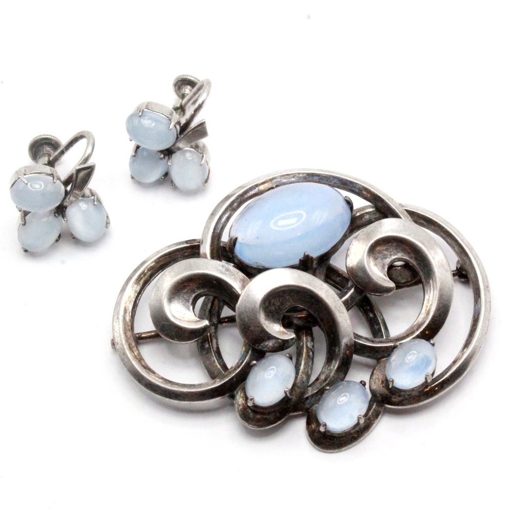 WRE Signed Sterling Silver Faux Moonstone Cabochon 40's Brooch Demi Set